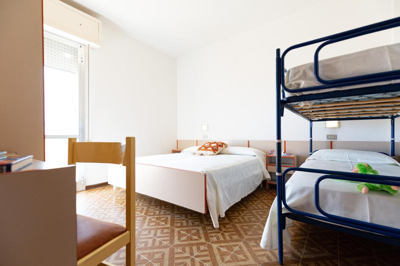 Residence Rainbow Bellaria-Igea Marina Exterior foto