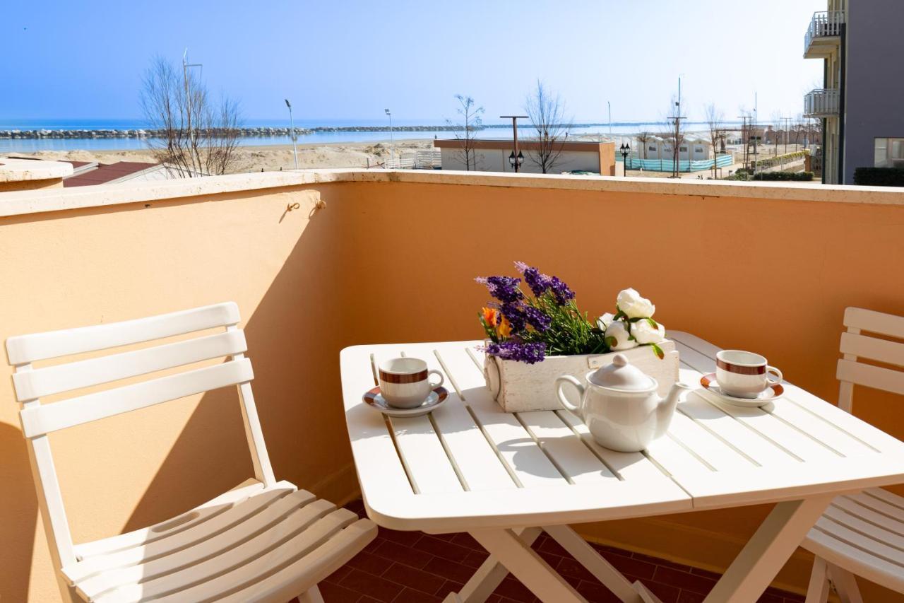 Residence Rainbow Bellaria-Igea Marina Exterior foto
